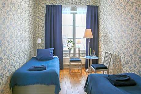 Twin Room with Shared Bathroom