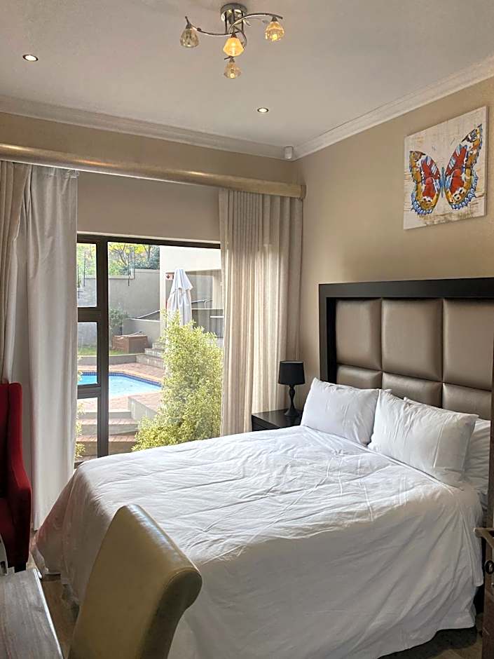Photo 1 of 37 of Double Room with Private External Bathroom