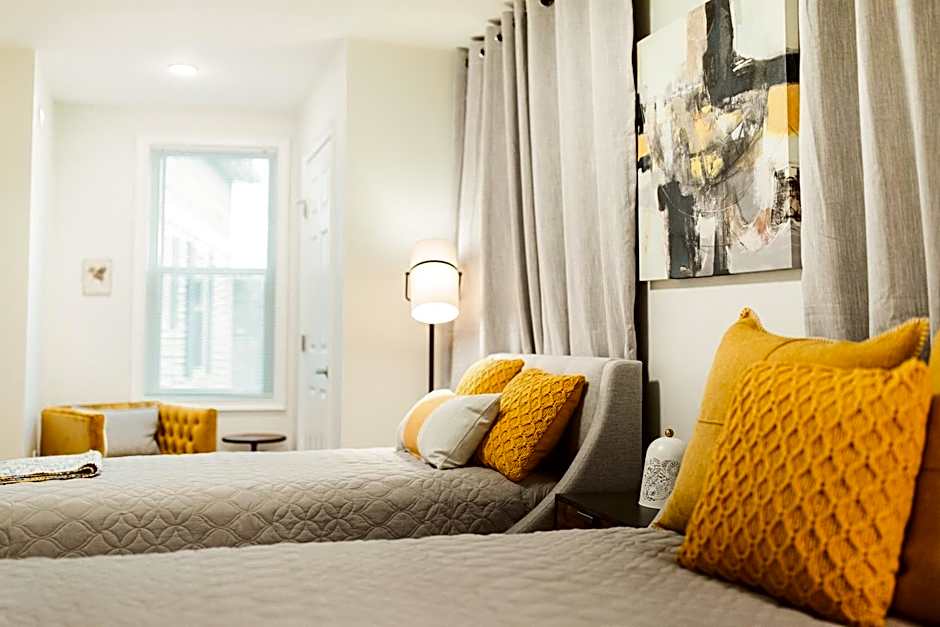 The Inn at Newton Highlands