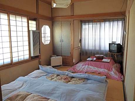 Japanese Style Room with Shared Bathroom - Non-Smoking