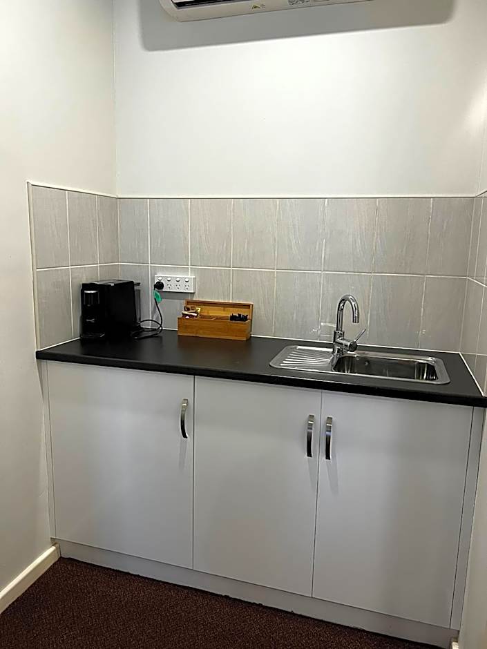 Augusta Courtyard Motel