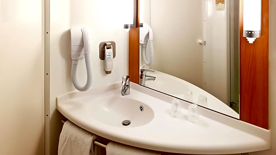 ibis Dinant