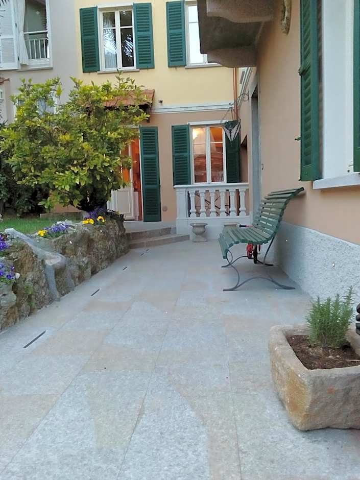 Casa Lari Stresa
