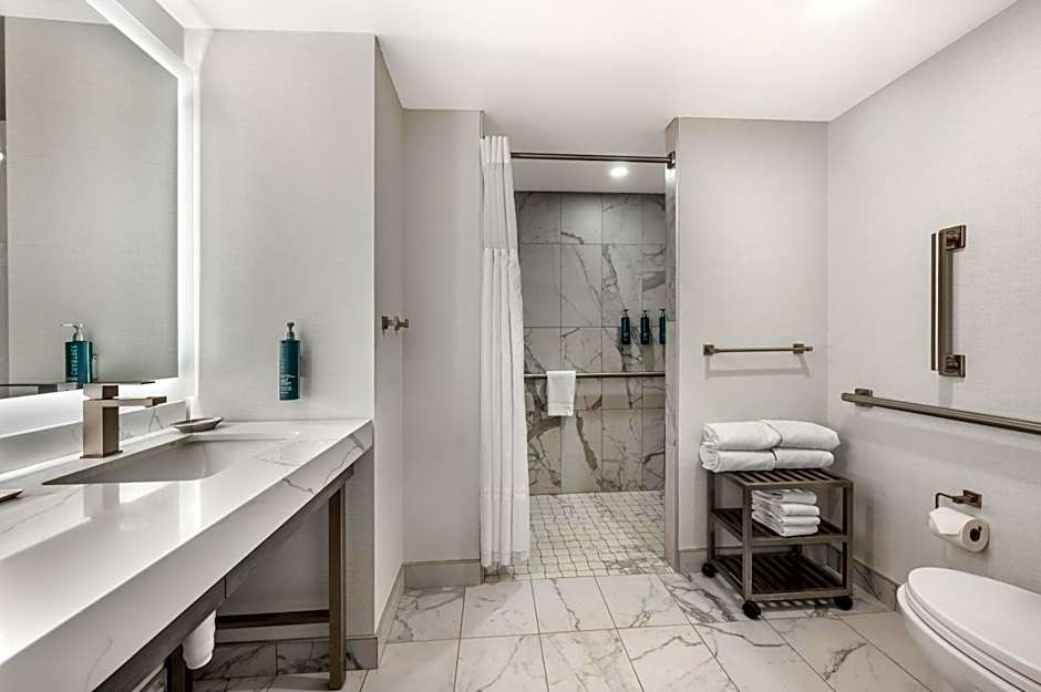 Hilton Grand Vacations Club Chicago Magnificent Mile