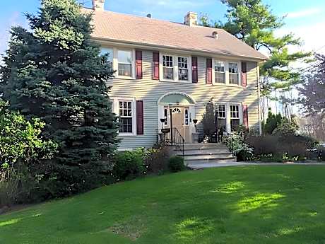 Alpine Haus Bed & Breakfast Inn