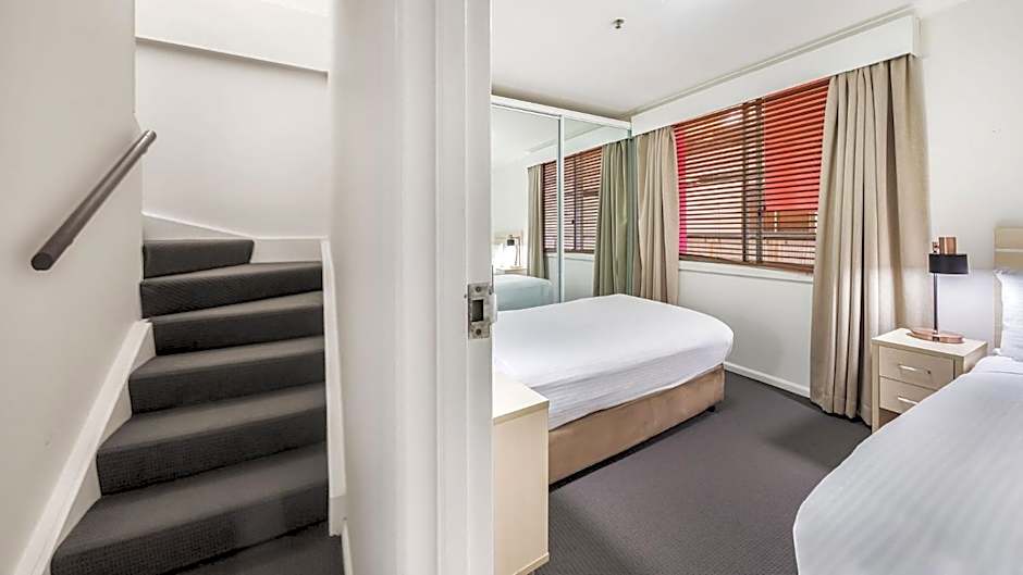 Oaks Sydney Goldsbrough Suites