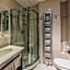 Dado Hotel International