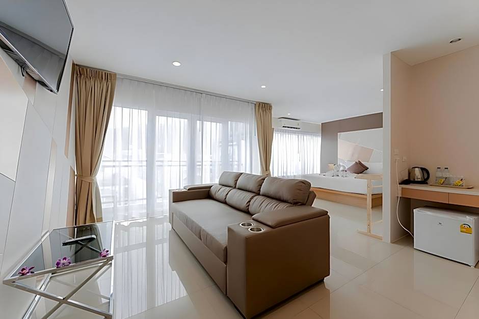 La Vista Patong Hotel