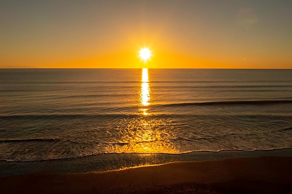 Ocean View Beachfront Apartment