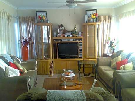 Fourie Street Guesthouse