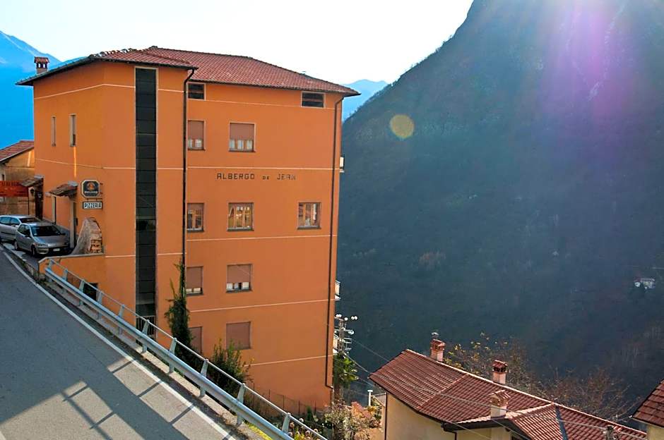Albergo De Jean