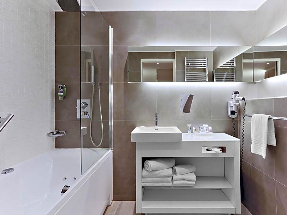Mercure Vaugirard Paris Porte De Versailles