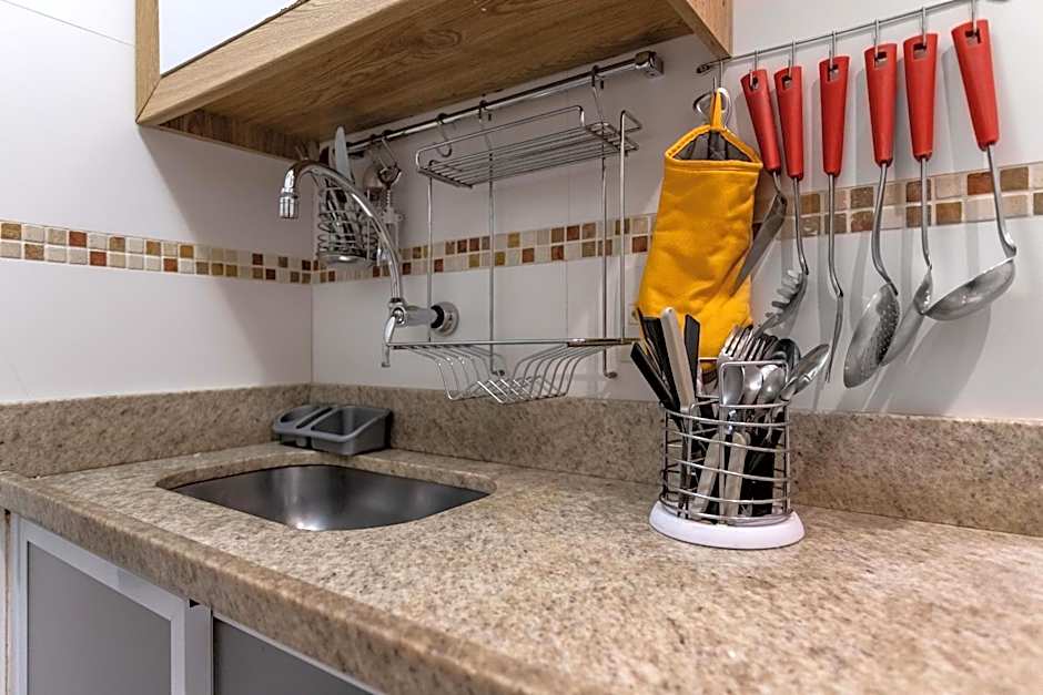 Estudio moderno do lado de Arpoador - JC1012 Z2