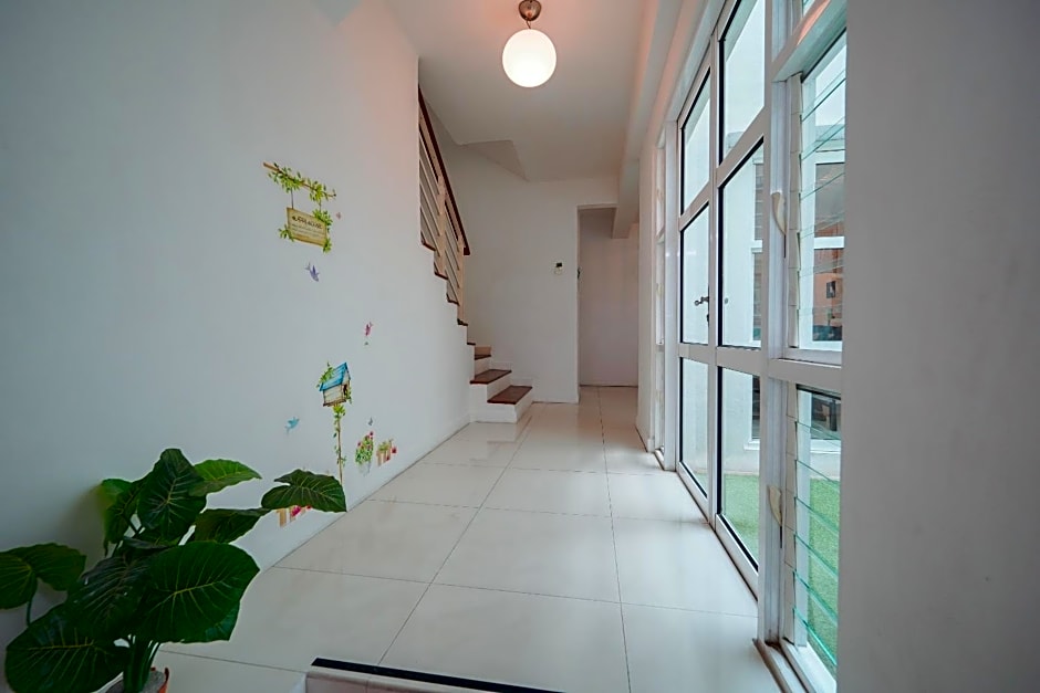 OYO 89987 Nautilus Bay Home Inn