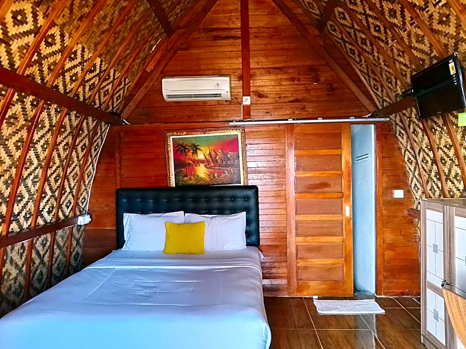 Road Beach Villa