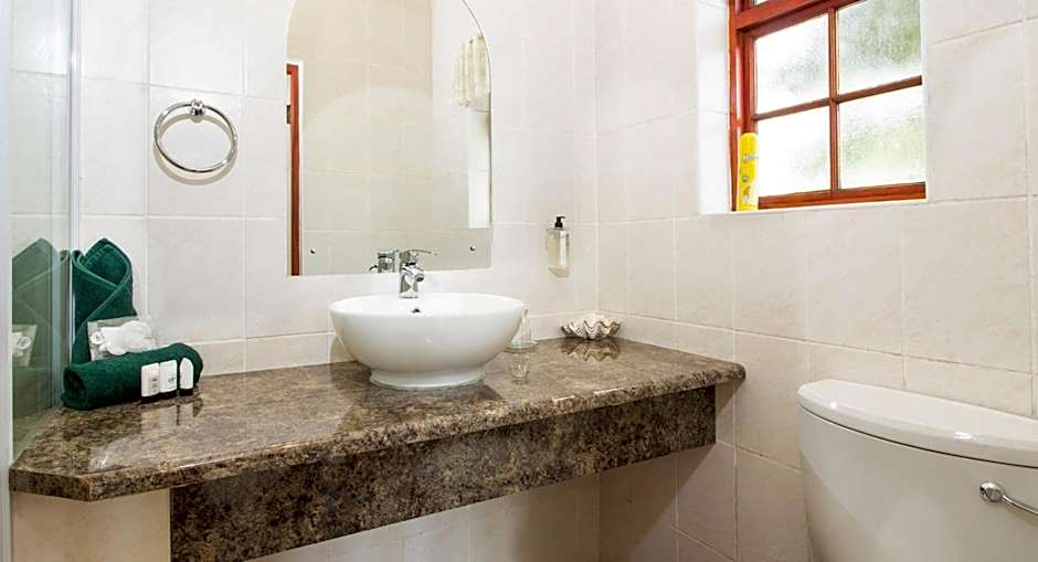 Storms River Guest Lodge