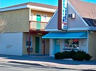 Offshore Motel