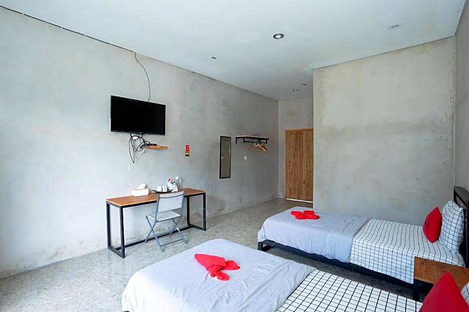 RedDoorz Syariah near Lombok Epicentrum Mall