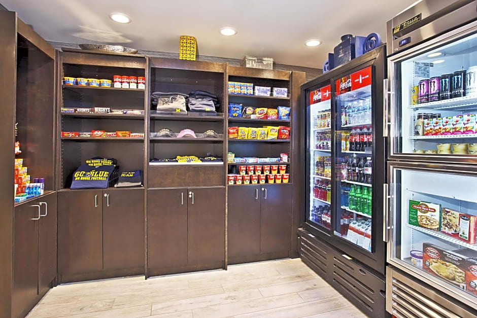 Holiday Inn Express Hotel & Suites Ann Arbor West, an IHG Hotel