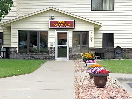 Coratel Inn and Suites Maple Grove