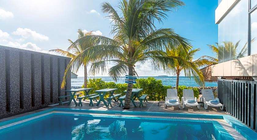 Swarn by Hawks Hotel Kamadhoo Baa Atoll
