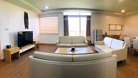 Superior Family Room