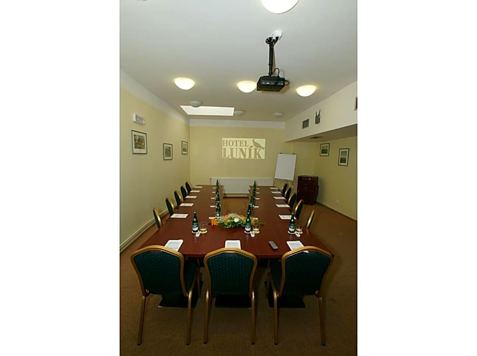 Hotel Lunik