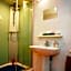 B&B Woodside