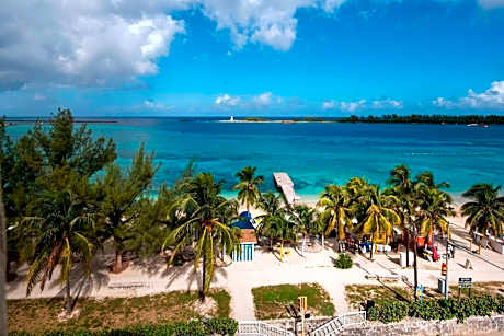 Oceanfront One-Bedroom King Suite with Sofa Bed