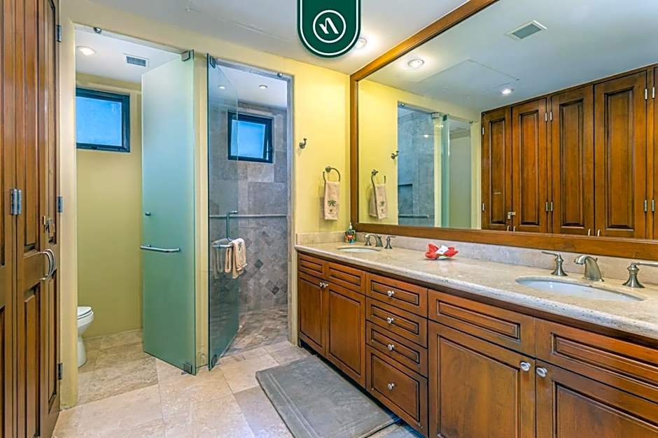 2BR Condo - Private Patio - Ocean View