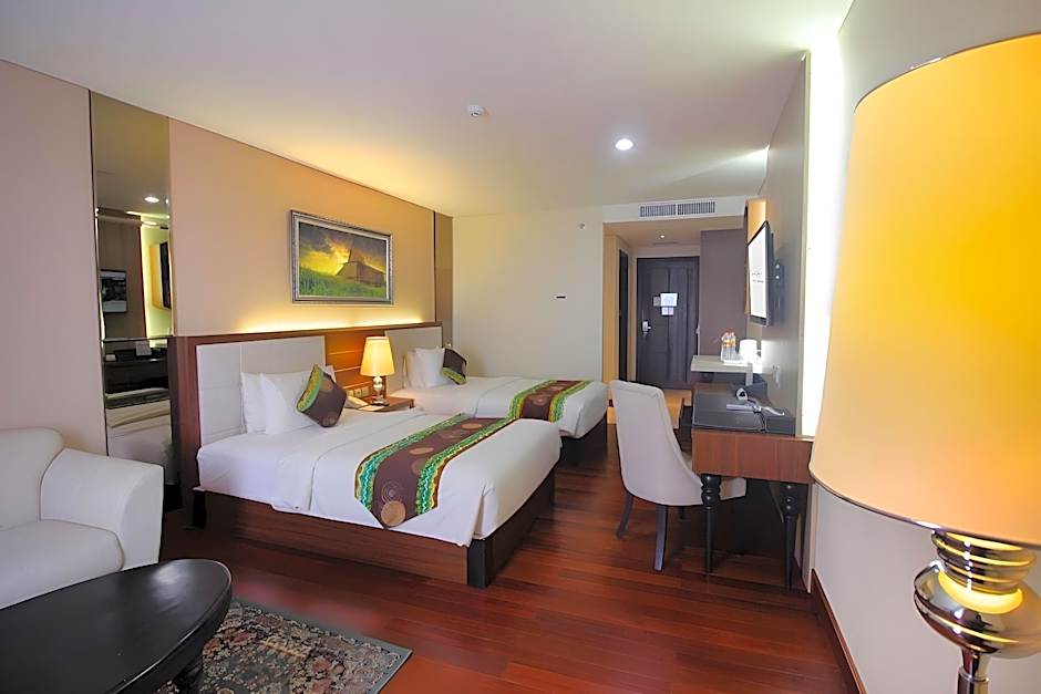 Grand Qin Hotel Syariah