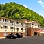 Super 8 by Wyndham Prestonsburg