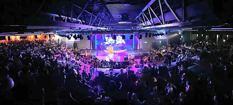 Pg151 PALM GROVE THE GOLDEN PALM CHAPEL ST LEONARDS