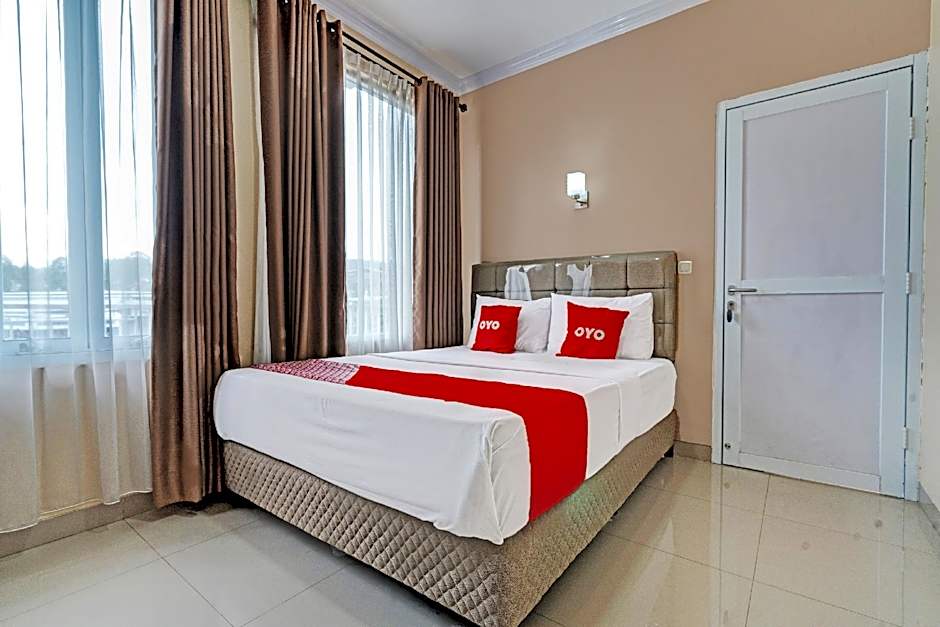 OYO 92023 Singgasana Cipelah Syariah