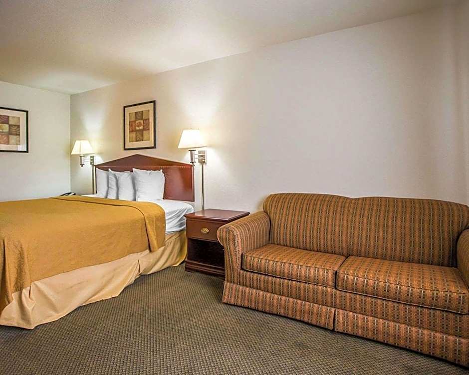 Quality Inn Peru near Starved Rock State Park