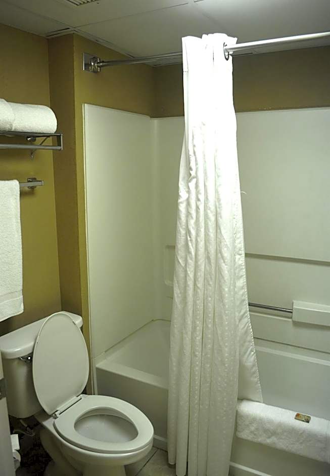 SureStay Plus Hotel By Best Western Roanoke Rapids