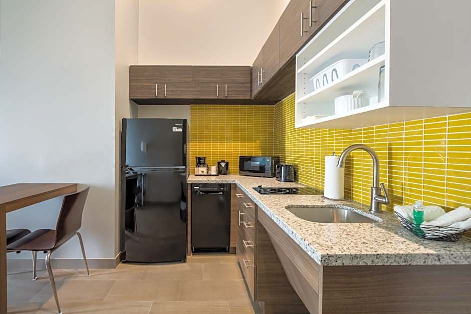 Hawthorn Extended Stay by Wyndham Sulphur Lake Charles