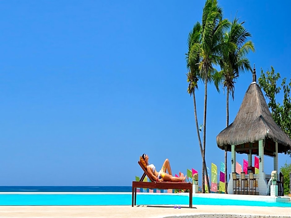 Playa Tropical Resort Hotel