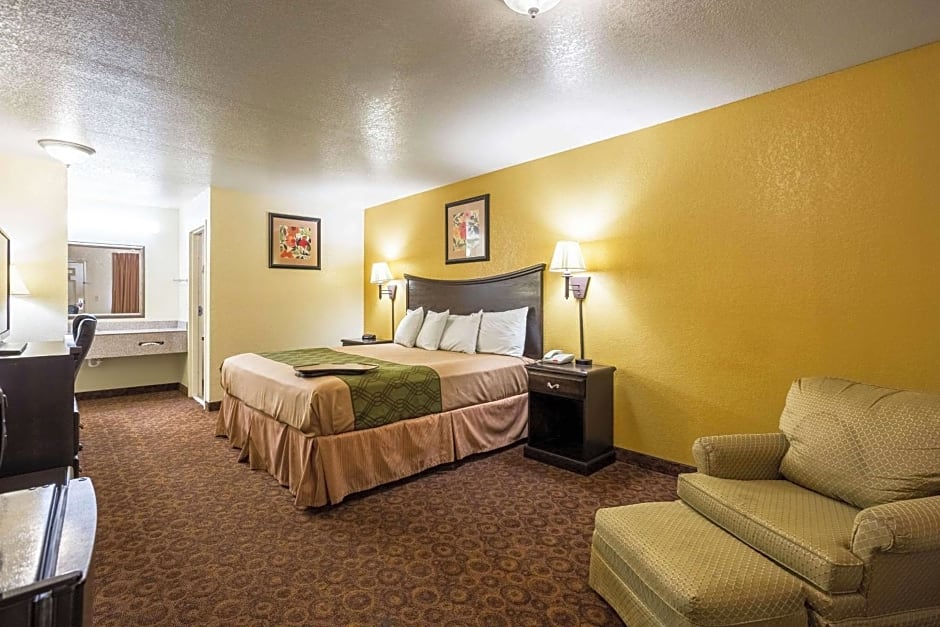 Econo Lodge Inn & Suites Searcy