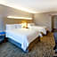 Holiday Inn Express & Suites Ft Myers Beach-Sanibel Gateway By IHG