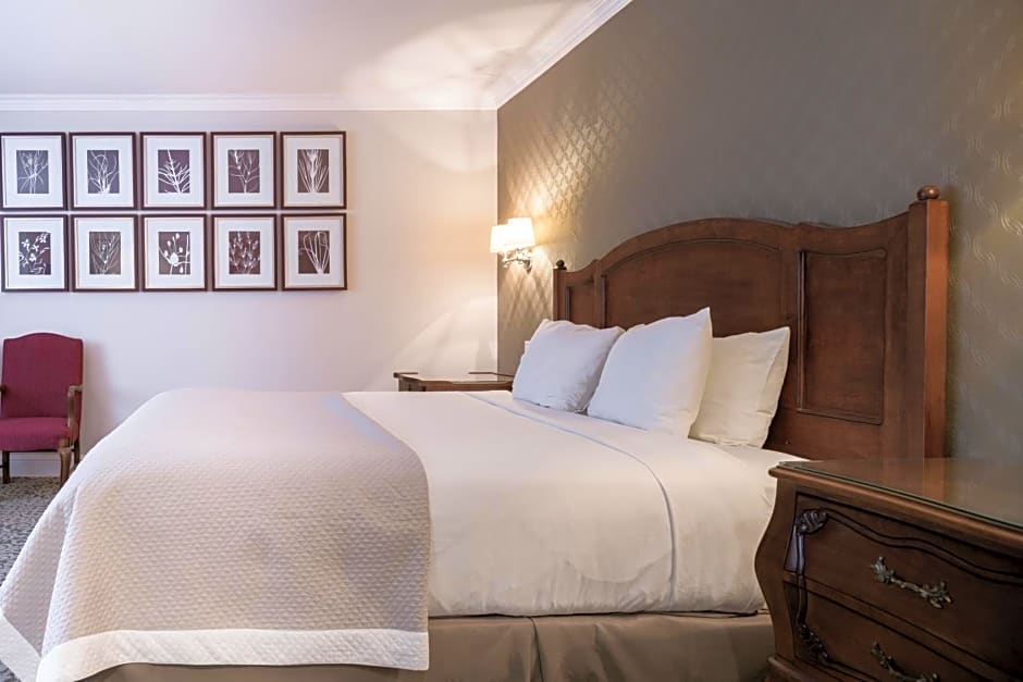 Woodcrest Hotel Cupertino