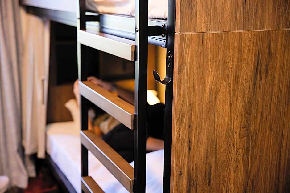 Haka House Queenstown Lakefront