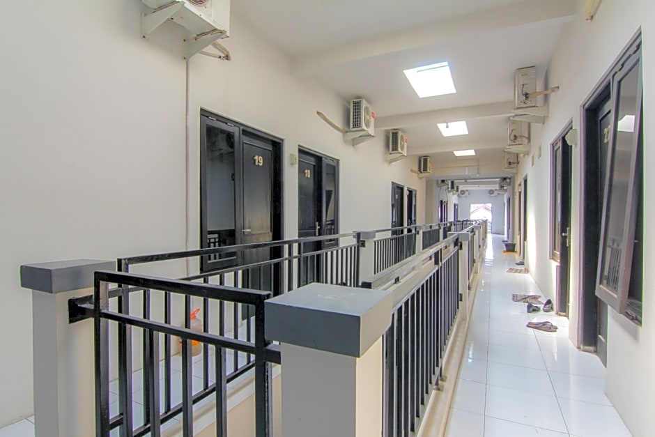 Jj House Wahid Hasyim by ZUZU