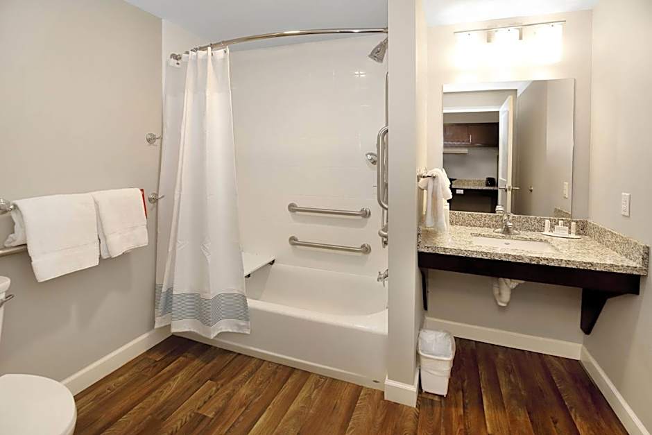 TownePlace Suites by Marriott Grove City Mercer/Outlets