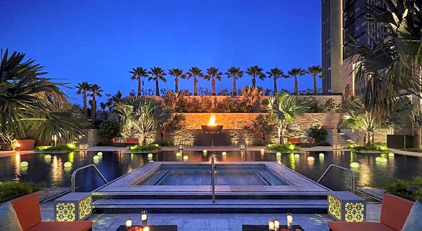 Four Seasons Hotel Bahrain Bay