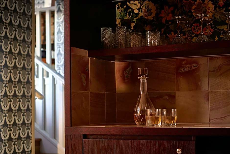 The Dairy Hotel Queenstown, A Naumi Chapter