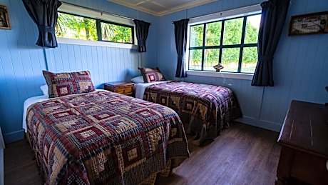 Deluxe Double or Twin Room with Garden View