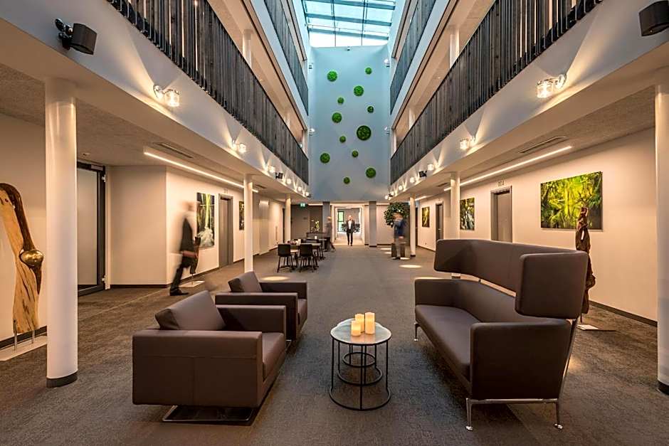 Golden Ball, Exclusive Serviced Apartments Munich