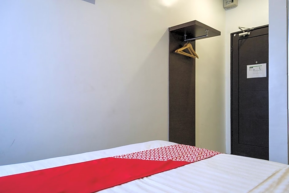 Vaccinated Staff - OYO 676 Hotel Osaka