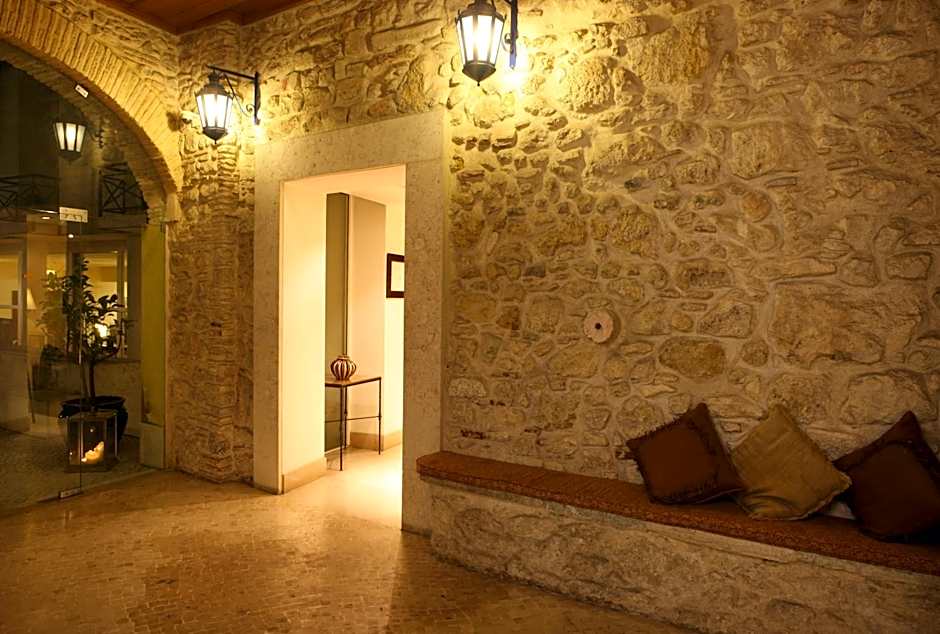 Solar do Castelo - Lisbon Heritage Collection